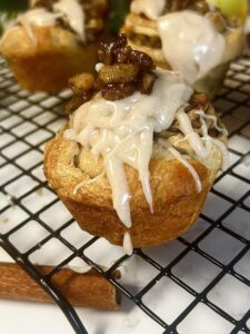 Apple Cinnamon Cruffin Recipe