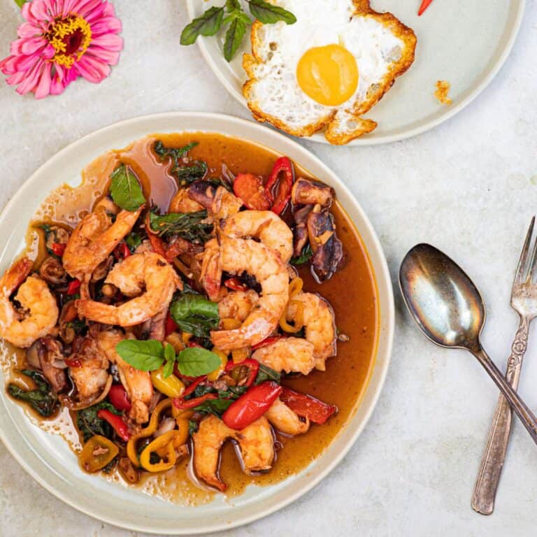 Pad Kra Pao Seafood